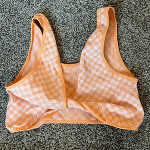 Crop tops
